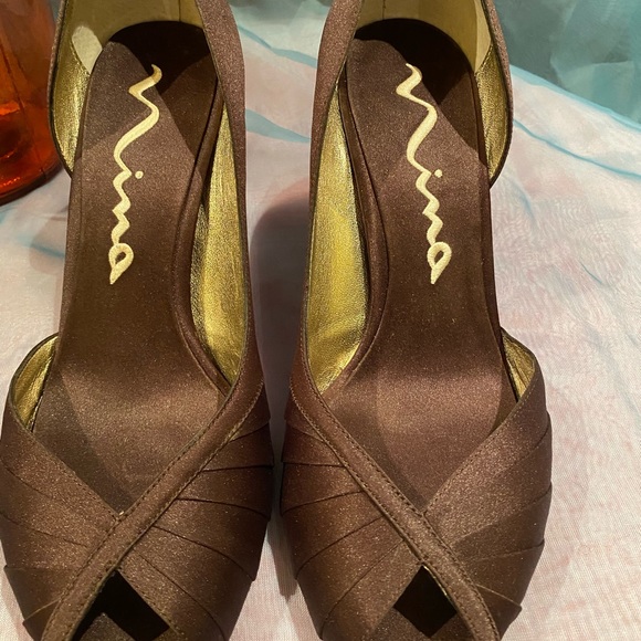 Shoe - Picture 8 of 8